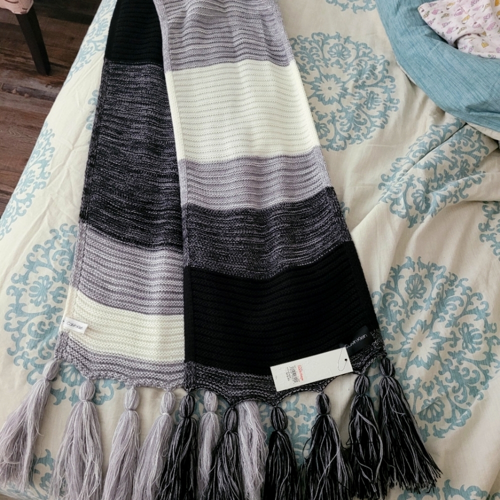 Calvin Klein Scarf
